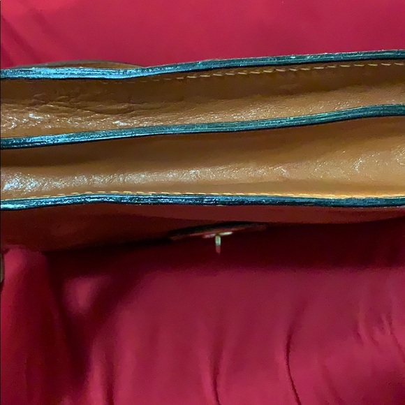 Benci Leather Shoulder Bag - Picture 3 of 6